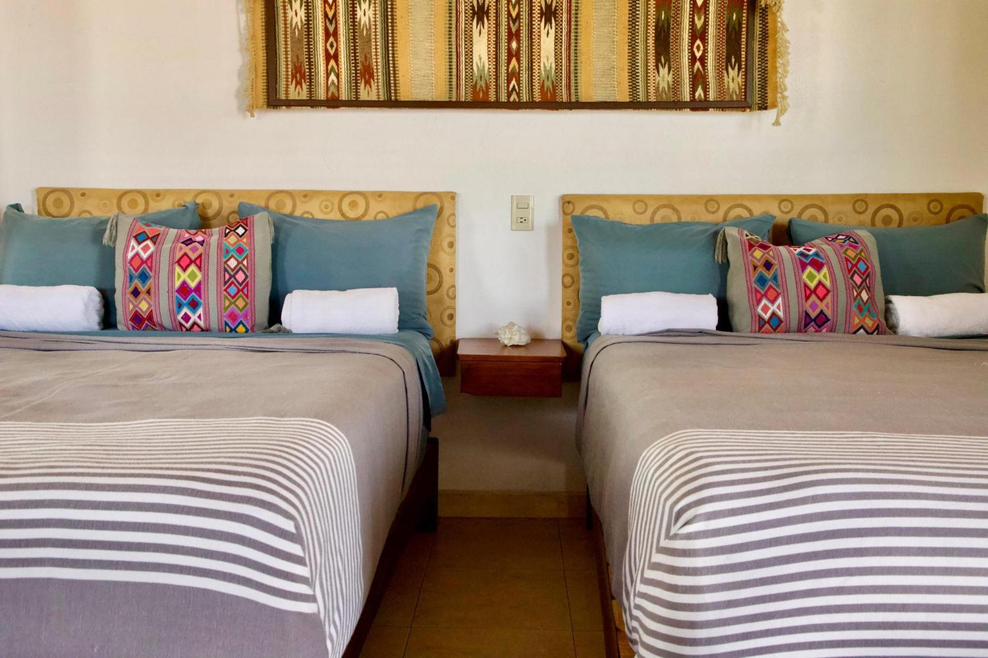 Lalora Hotel & Villas Сан Патрисио Мелаке Екстериор снимка