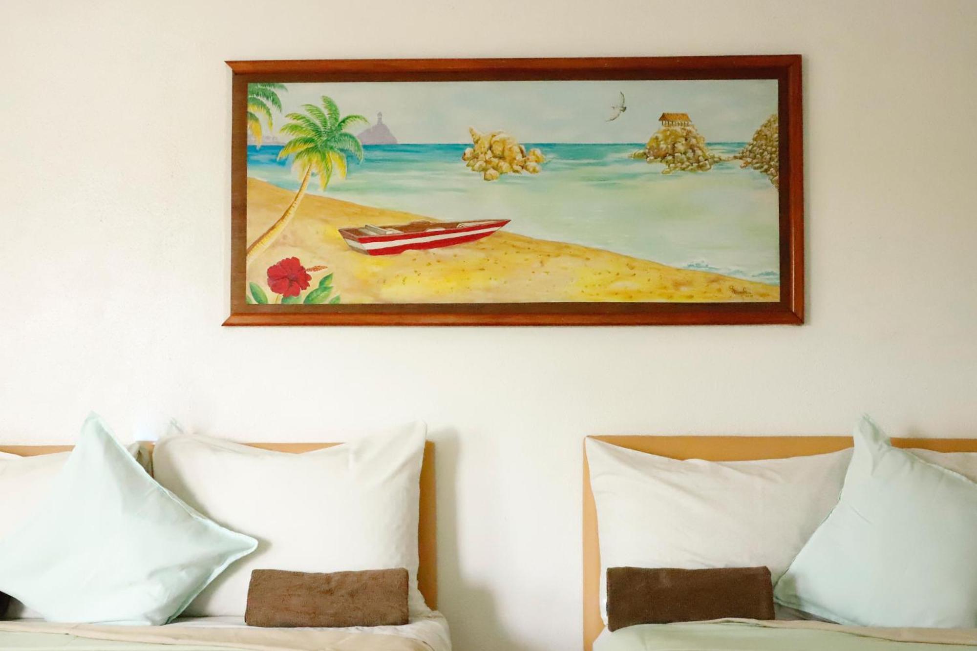 Lalora Hotel & Villas Сан Патрисио Мелаке Екстериор снимка